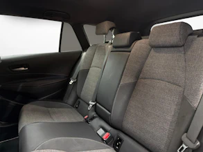 https://vehicle.imgix.net/4537515/32c43bb9-cc8a-4b21-8a2e-398cf24963d7.jpg