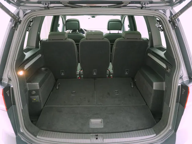 VW Touran 1.5 TSI DSG R-Line Black Style