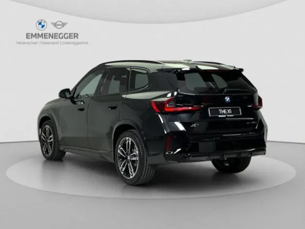BMW X1 U11 23d xDrive paddles