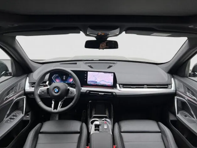 BMW X1 U11 23d xDrive paddles