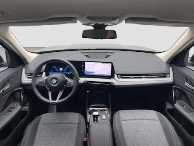 BMW X1 U11 20i sDrive