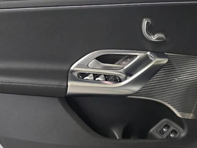 MERCEDES-BENZ GLC 300 4Matic EQ