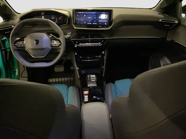 PEUGEOT 208 1.2 Hybrid Allure ENVY