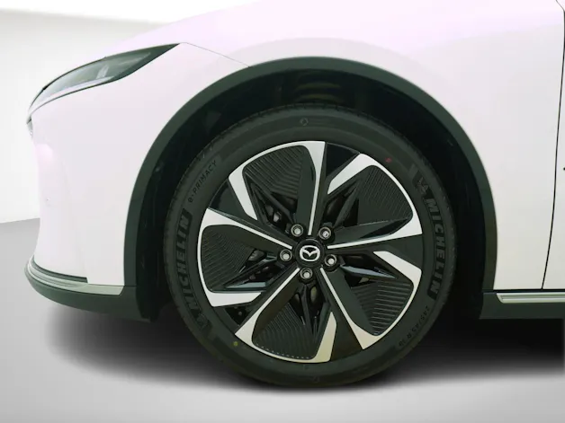 MAZDA 6e Long Range Takumi