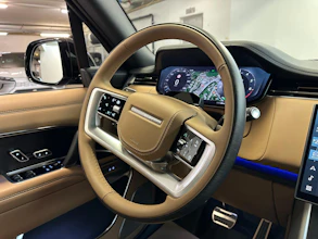 https://vehicle.imgix.net/4537823/a1769e3d-8ee1-4c53-a2bc-96c5b83759a0.jpg