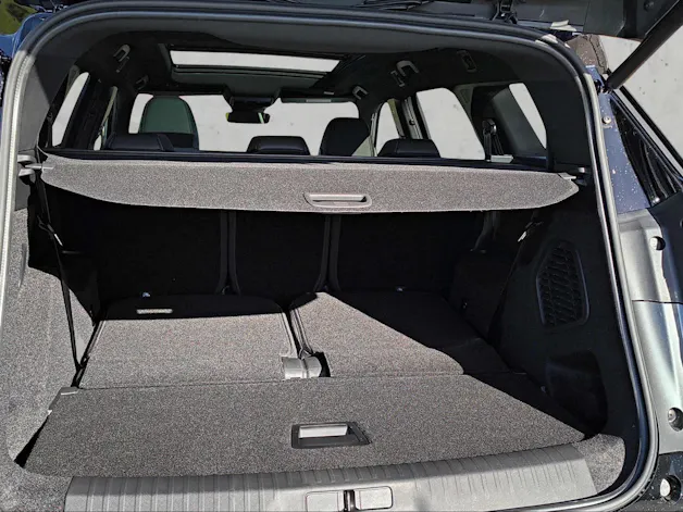 PEUGEOT 5008 e-GT Exclusive AWD