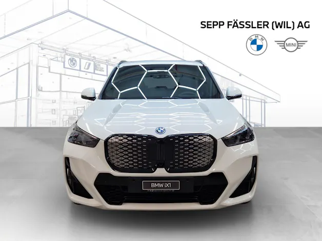 BMW iX1 xDrive30 M Sport Pro