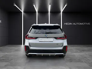 BMW X1 U11 23i xDrive paddles