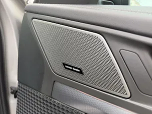 BMW X1 U11 23i xDrive paddles