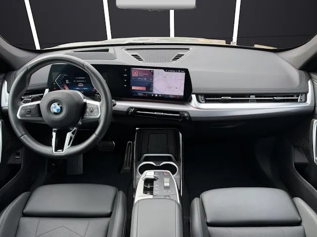 BMW X1 U11 23i xDrive paddles