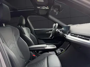BMW X1 U11 23i xDrive paddles