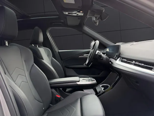 BMW X1 U11 23i xDrive paddles