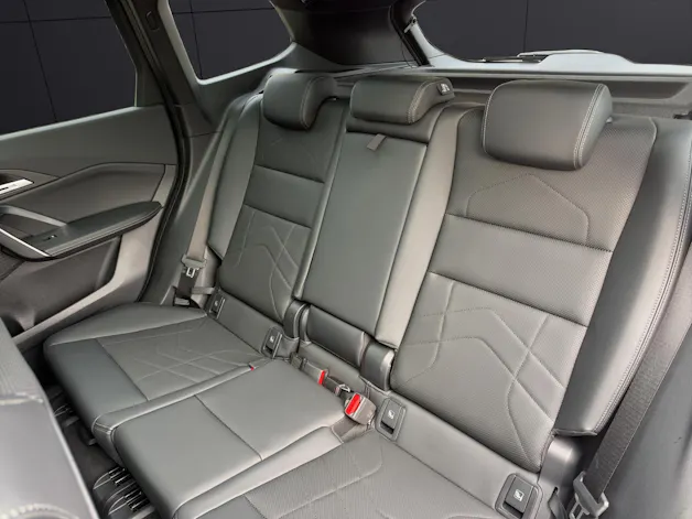 BMW X1 U11 23i xDrive paddles