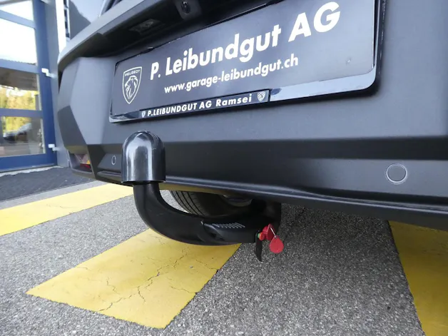 PEUGEOT 5008 1.6 PHEV 225 GT Exclusive