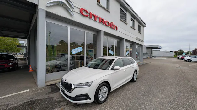 SKODA Octavia Combi 2.0 TDI Ambition 4x4 DSG