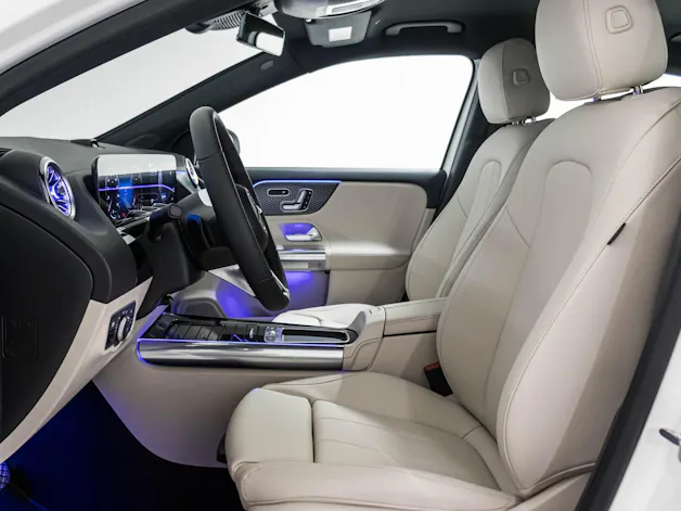 MERCEDES-BENZ GLA 220 d 4MATIC Swiss Star