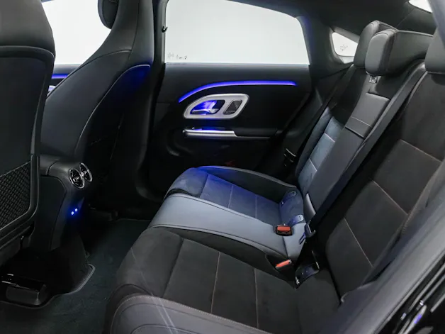 MERCEDES-BENZ CLA-Klasse C174 CLA 350 AMG Line 4matic