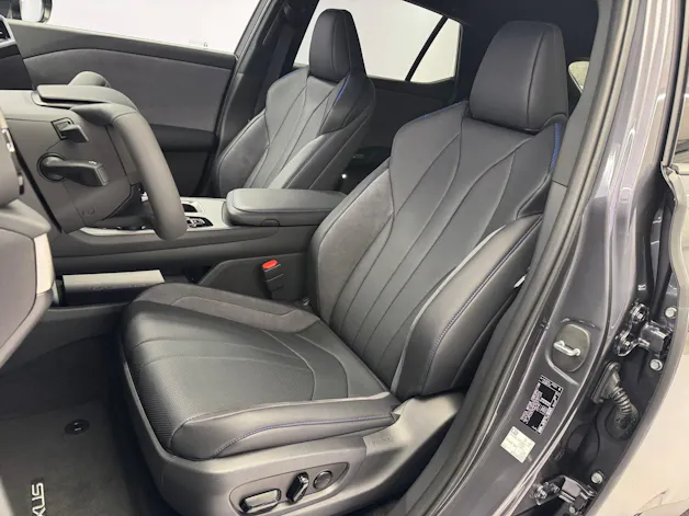 Lexus RZ 550e F Sport AWD