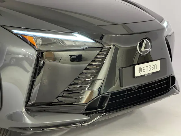 Lexus RZ 550e F Sport AWD