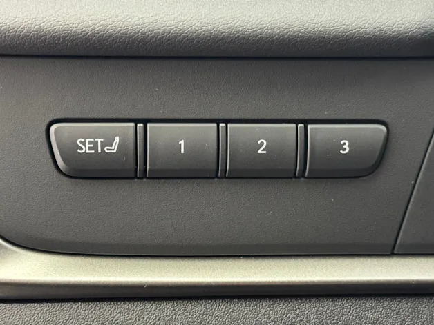 Lexus RZ 550e F Sport AWD
