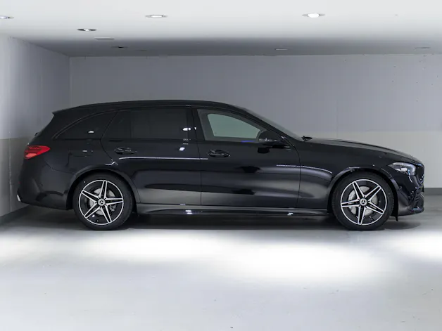 MERCEDES-BENZ C 220 d 4MATIC T-Modell Swiss Star