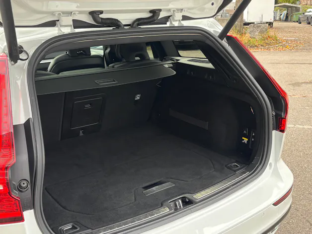 VOLVO V60 2.0 T6 R-Design AWD