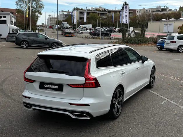 VOLVO V60 2.0 T6 R-Design AWD