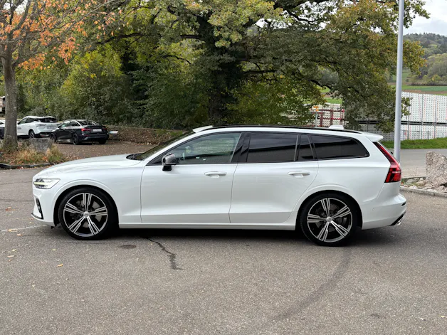 VOLVO V60 2.0 T6 R-Design AWD