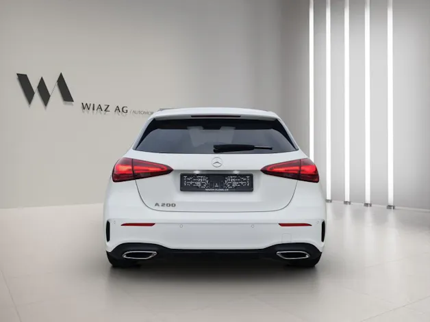 MERCEDES-BENZ A 200 Night Star AMG Line