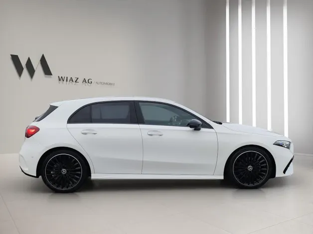 MERCEDES-BENZ A 200 Night Star AMG Line