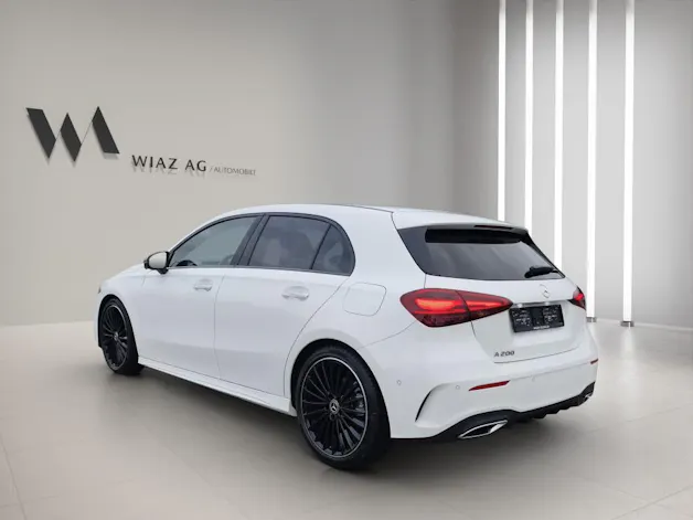 MERCEDES-BENZ A 200 Night Star AMG Line