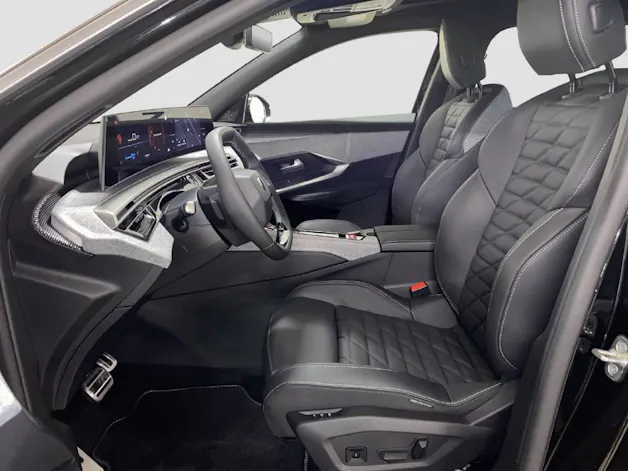 PEUGEOT 5008 e-GT Exclusive AWD