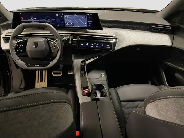 PEUGEOT 5008 e-GT Exclusive AWD