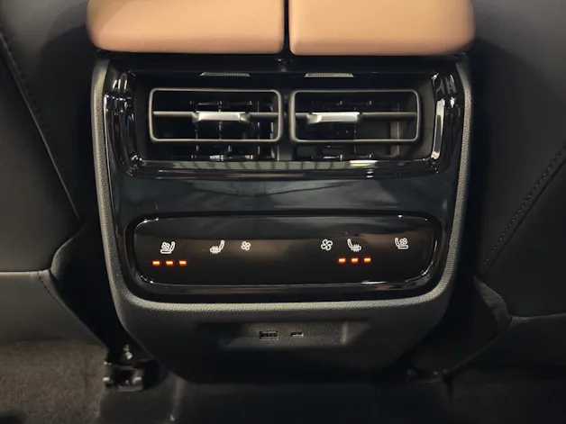 Chery Tiggo 9 1.5 CSH Unique AWD