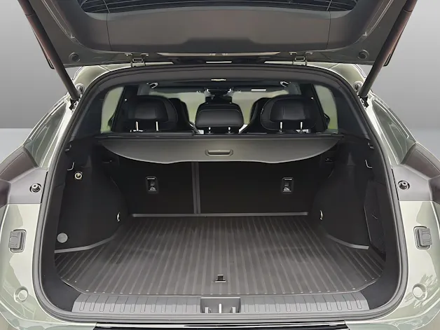 Lynk & Co 08 1.5 PHEV More
