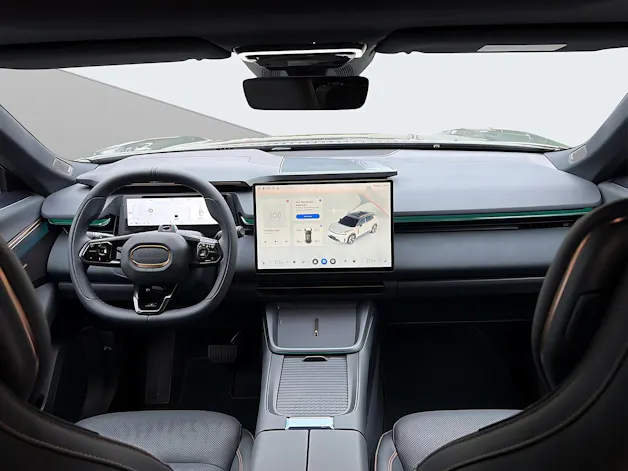 Lynk & Co 08 1.5 PHEV More