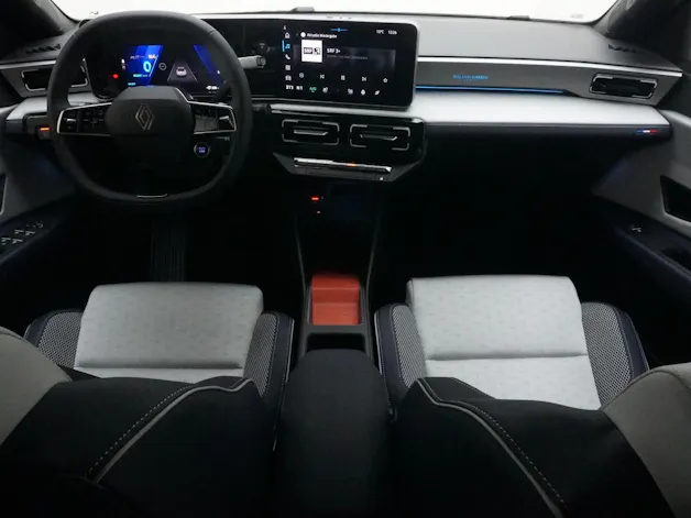 RENAULT R5 E-Tech Comfort Range Roland Garros
