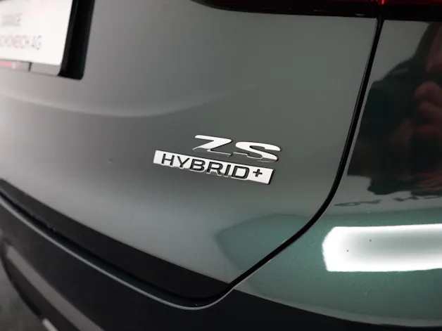 MG ZS 1.5 Hybrid+ Luxury