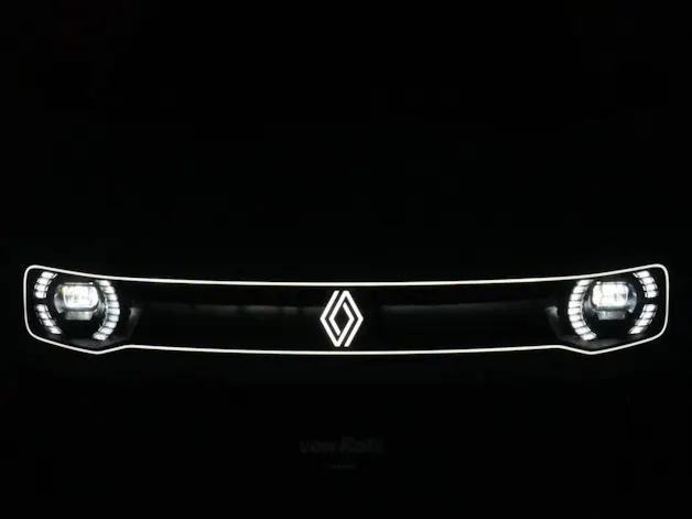 RENAULT R4 E-Tech Comfort Range iconic