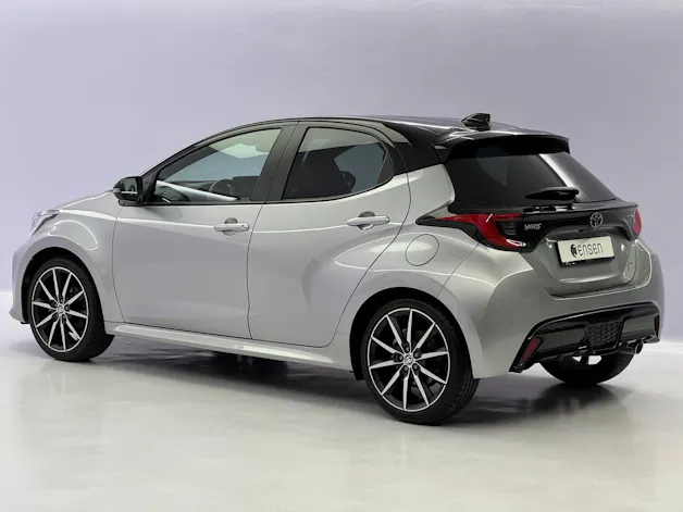 Toyota Yaris 1.5 VVT-i HSD GR Sport