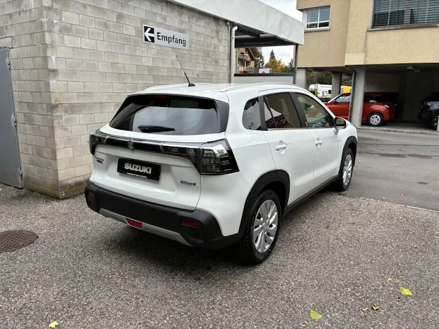 Suzuki S-Cross 1.4 T Piz Sulai Hybrid 4x4