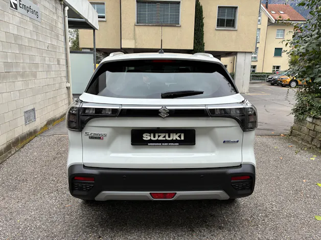 Suzuki S-Cross 1.4 T Piz Sulai Hybrid 4x4