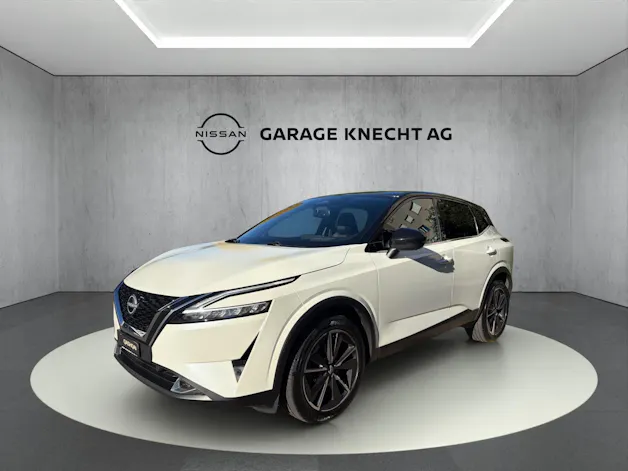 NISSAN Qashqai 1.3 DIG-T 158 Tekna