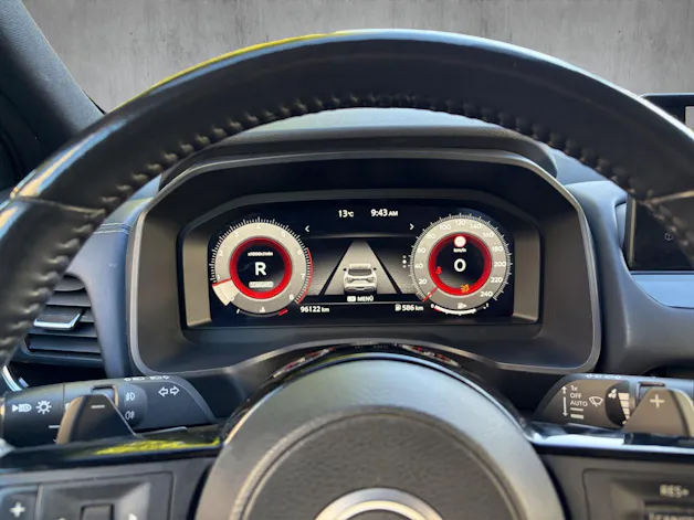 NISSAN Qashqai 1.3 DIG-T 158 Tekna