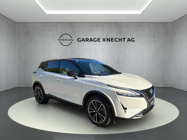 NISSAN Qashqai 1.3 DIG-T 158 Tekna