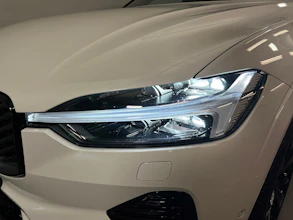 https://vehicle.imgix.net/4538982/c9a600c8-e8d5-4273-857e-3f24e70e3a6e.jpg