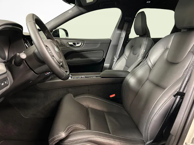 VOLVO XC60 2.0 T8 TE Black Edition eAWD