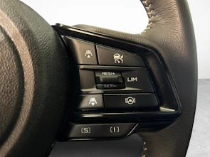 Fahrzeugbild SUBARU Forester Station 2.0i e-Boxer Swiss Plus
