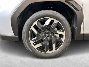 https://vehicle.imgix.net/4538998/ca55e7fa-9950-4187-b5c7-fcc9ddbfb6b5.jpg