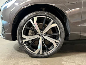 https://vehicle.imgix.net/4539013/4e87c89a-efce-4056-b773-8cb6fa2aeba6.jpg